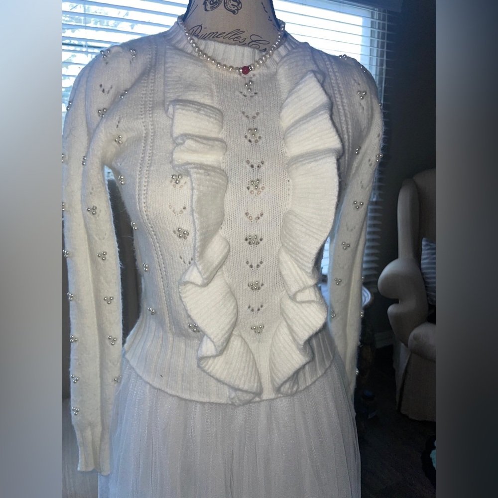 White Embellished Pearl Turtleneck Knit Sweater